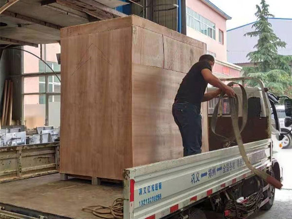 �����ֳ�